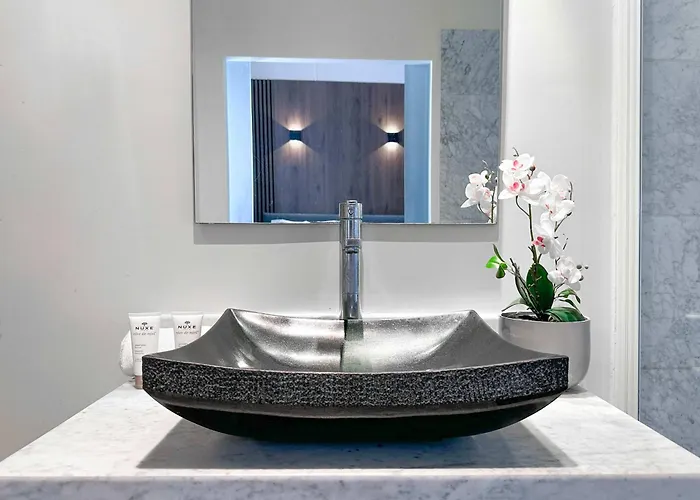 Louvre - Premium Near The Marais For 4 *